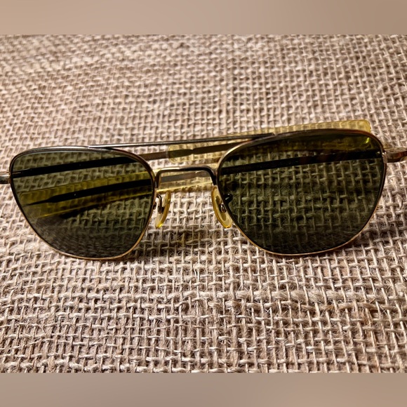 Other - American Optical AO 5 1/2 Gold
1/10 12K GF Vintage Aviator
Sunglasses Pilot